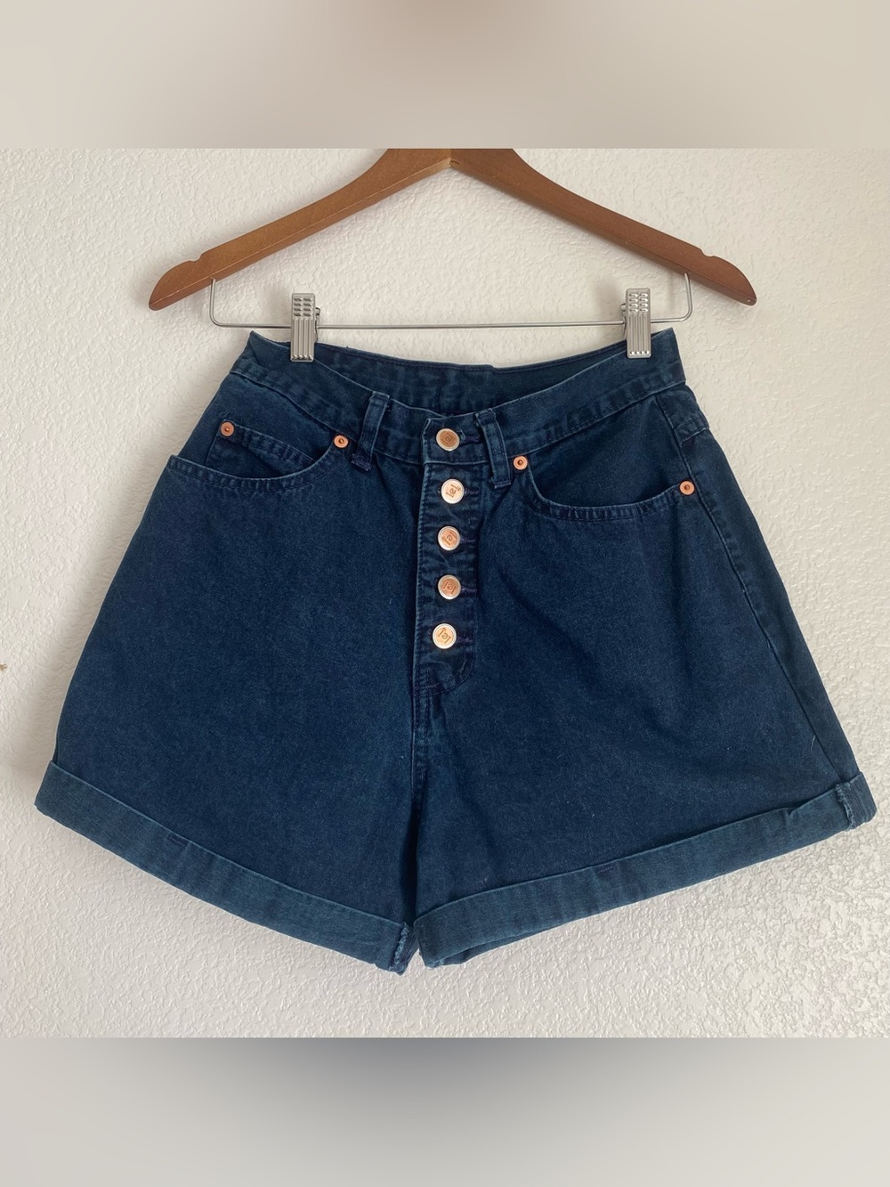 Vintage L.e.i. high waisted jean shorts